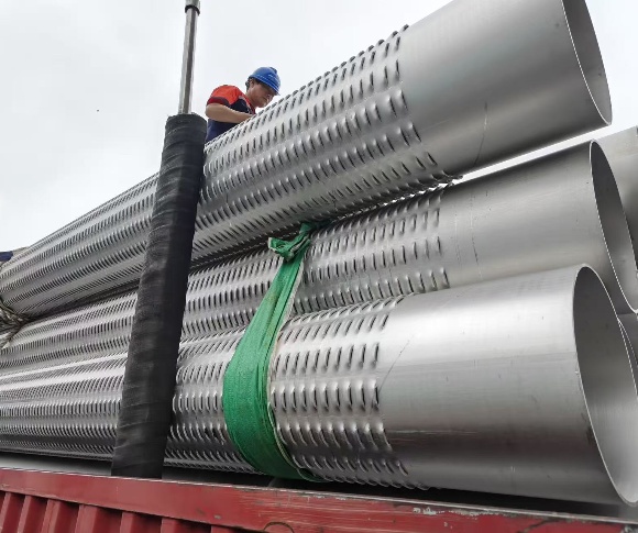 Louver Well Screen