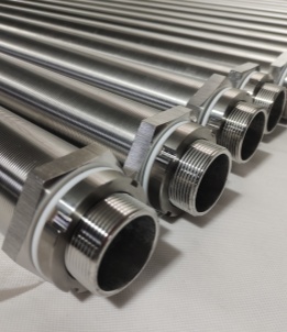 Stainless steel lateral screen
