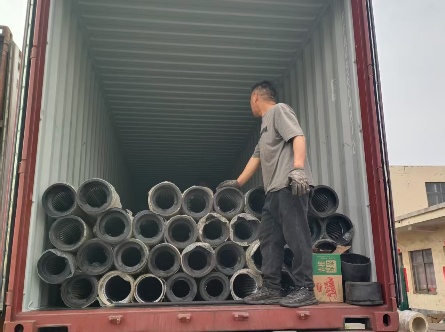 Sending the continuous vee-wire slot screens to the port